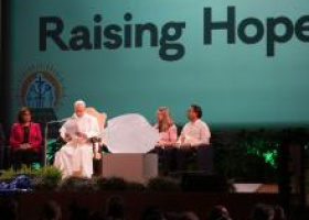 Zehn Jahre nach der Veröffentlichung der Enzyklika Laudato Si: In Castel Gandolfo geht es bei der Konferenz &quot;Raising Hope&quot; um Klimaschutz und die Bewahrung der Schöpfung.